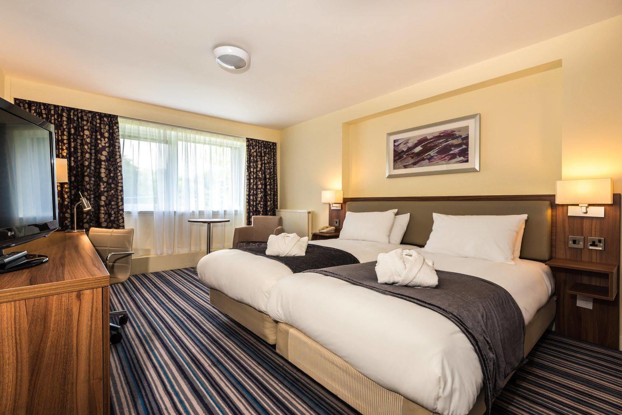 Holiday Inn Haydock By Ihg Exterior foto